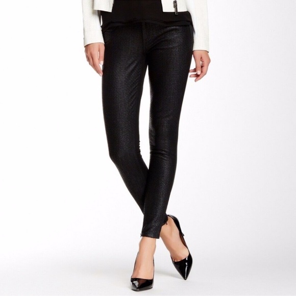 Elie Tahari Pants - A399 Elie Tahari skinny Jeans 28 Black Waxed Zipper detail